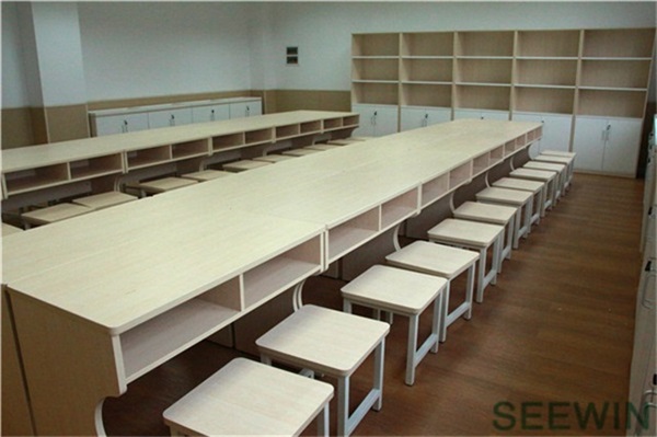 學校家具