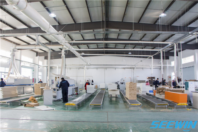 學(xué)校家具工廠(chǎng)