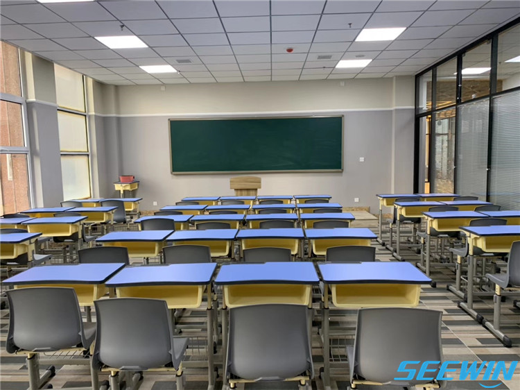 學生課桌椅