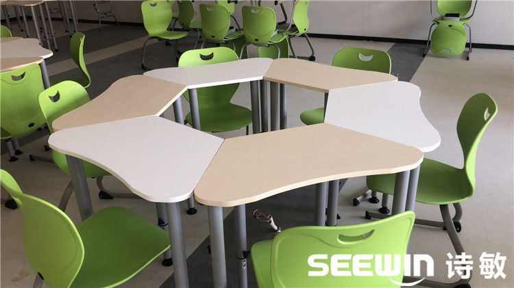 學生課桌椅